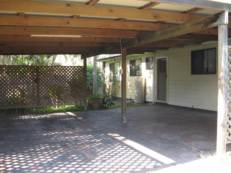 58 William Street, Urangan QLD 4655