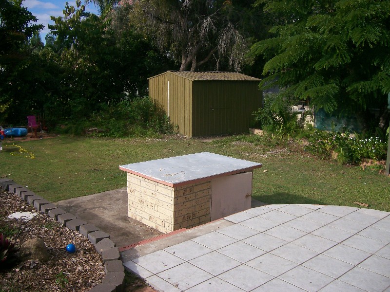 24 Kent Street, Urangan QLD 4655