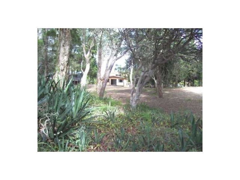 42 Kingfisher Parade, Toogoom QLD 4655