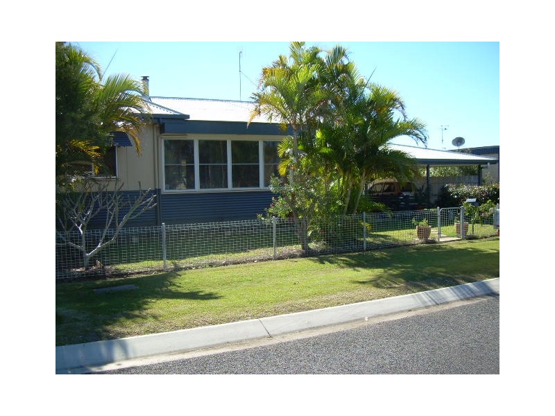 Point Vernon QLD 4655