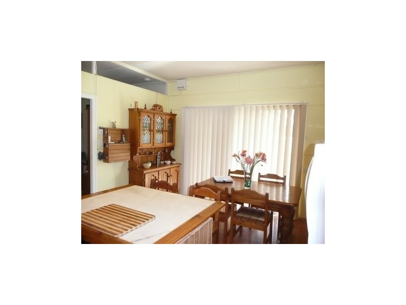Point Vernon QLD 4655