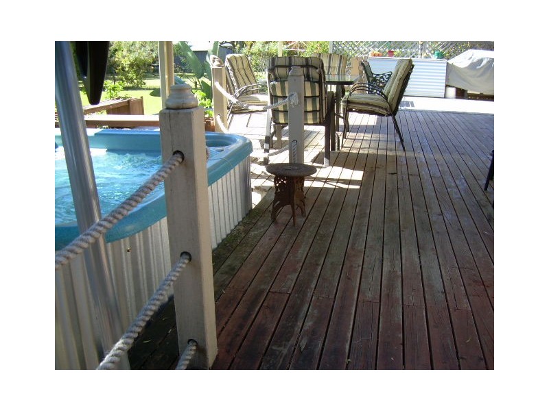 Point Vernon QLD 4655