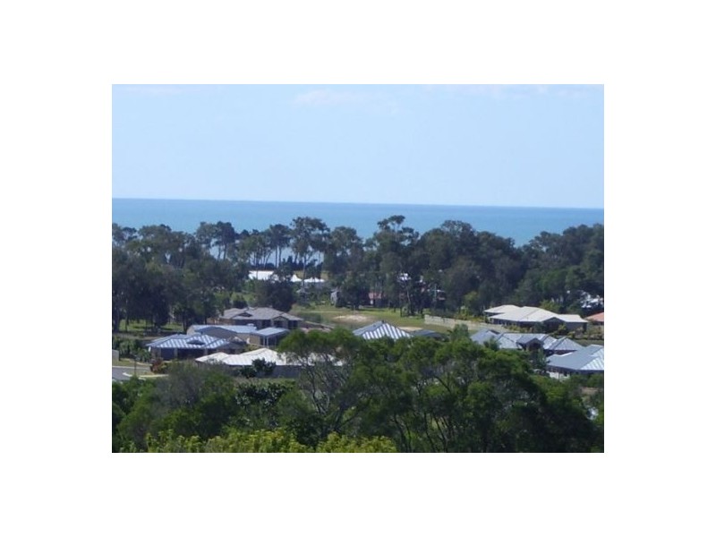 29  Hennessy Drive, Dundowran Beach QLD 4655