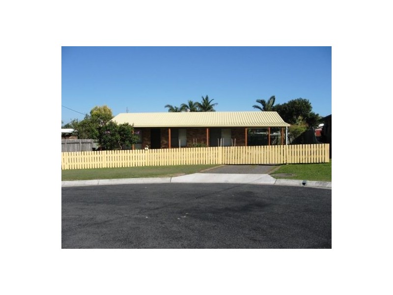 4 Carmel Court, Point Vernon QLD 4655