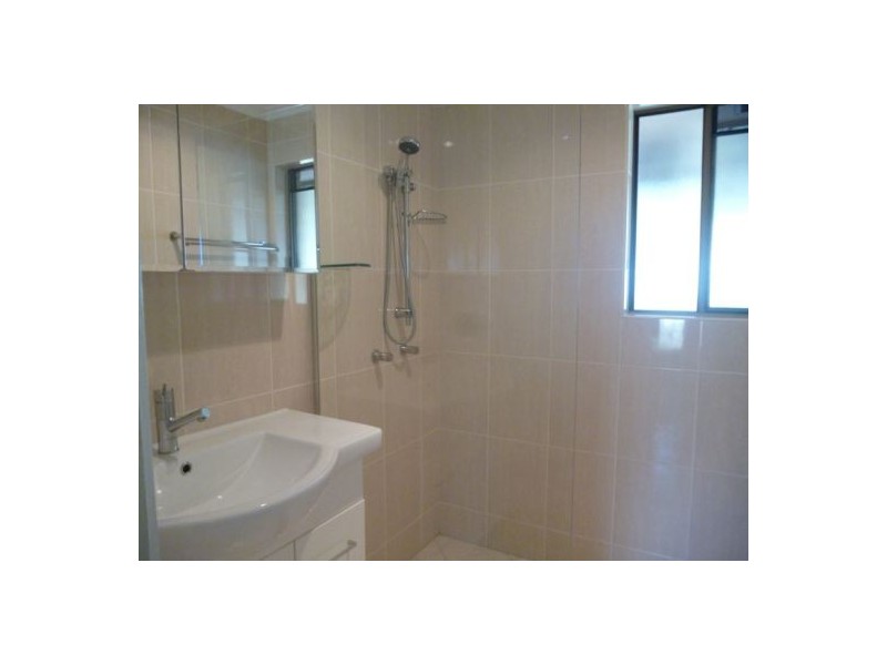 4 Carmel Court, Point Vernon QLD 4655