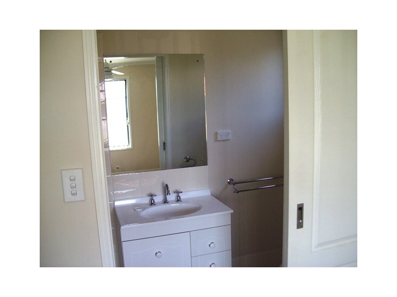 14 Kensi Court, Point Vernon QLD 4655