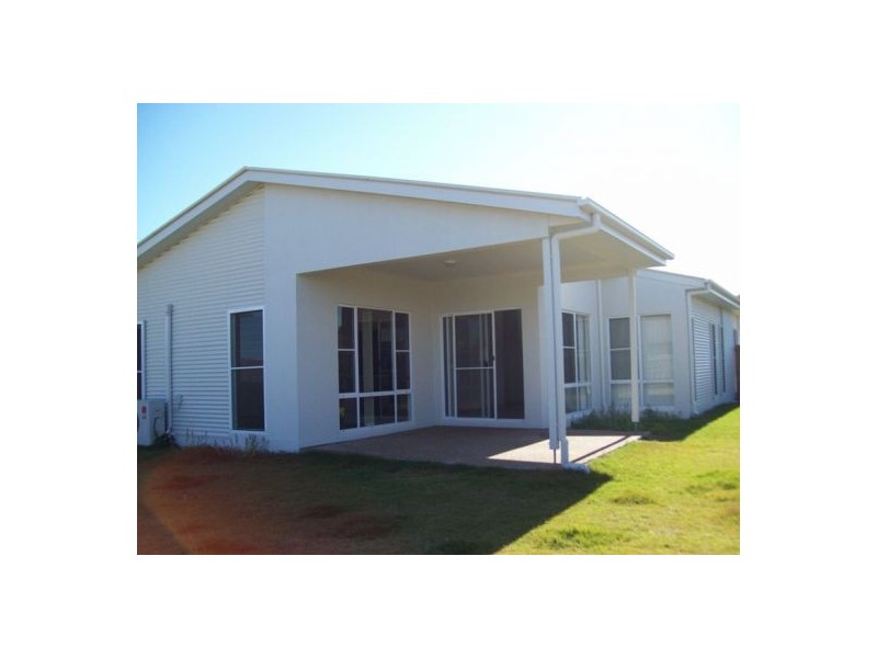 39 Fraser Waters Parade, Hervey Bay QLD 4655
