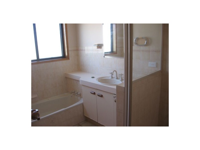 49 Jensen Drive, Urraween QLD 4655