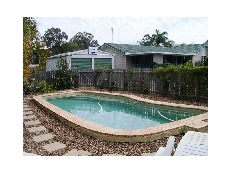 38 Banksia Park Drive, Scarness QLD 4655