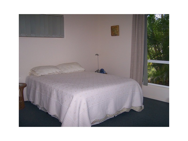 38 Banksia Park Drive, Scarness QLD 4655