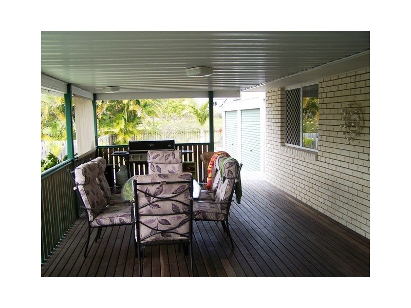 38 Banksia Park Drive, Scarness QLD 4655
