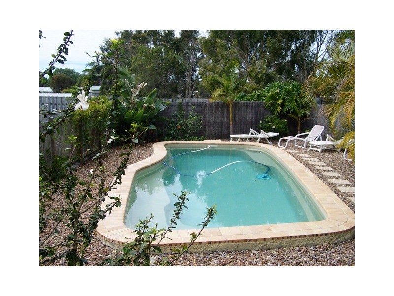 38 Banksia Park Drive, Scarness QLD 4655