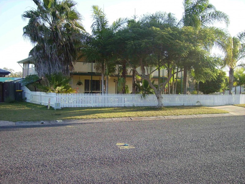 161 Kingfisher Pde, Toogoom QLD 4655