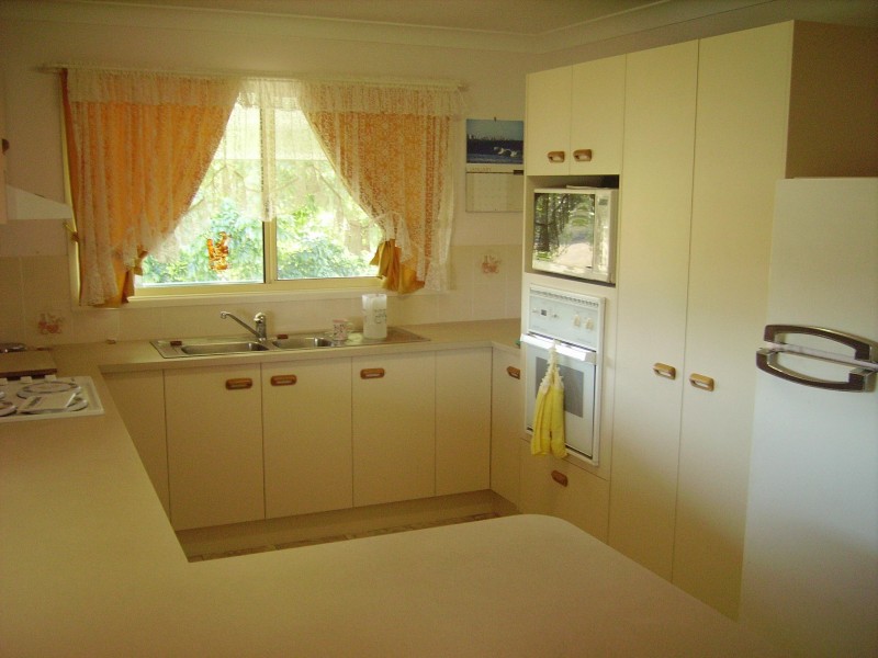 161 Kingfisher Pde, Toogoom QLD 4655