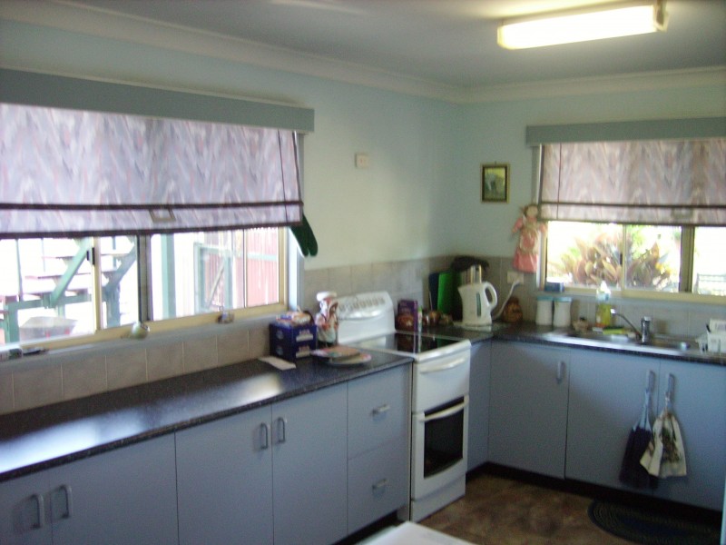 161 Kingfisher Pde, Toogoom QLD 4655