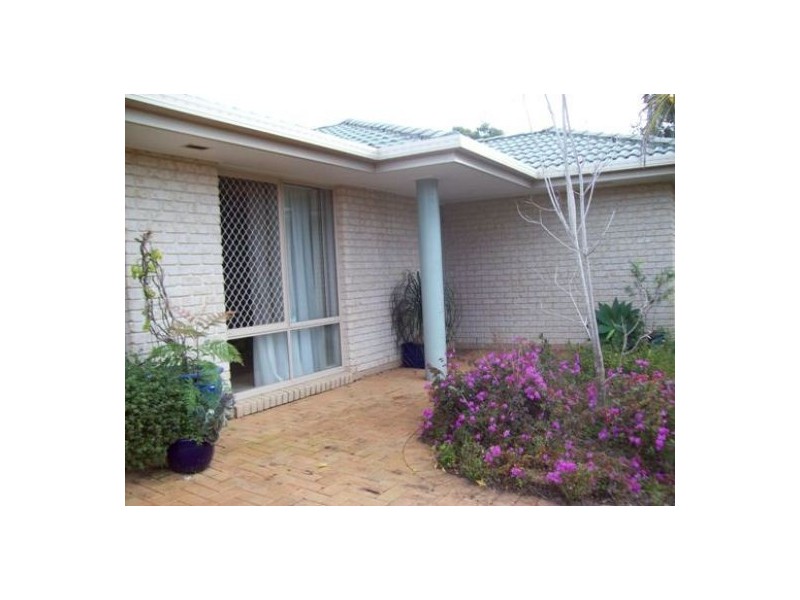 7 Capri Court, Point Vernon QLD 4655