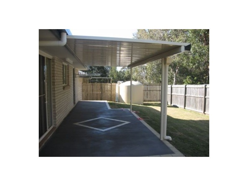 2/10 Daintree Drive, Torquay QLD 4655