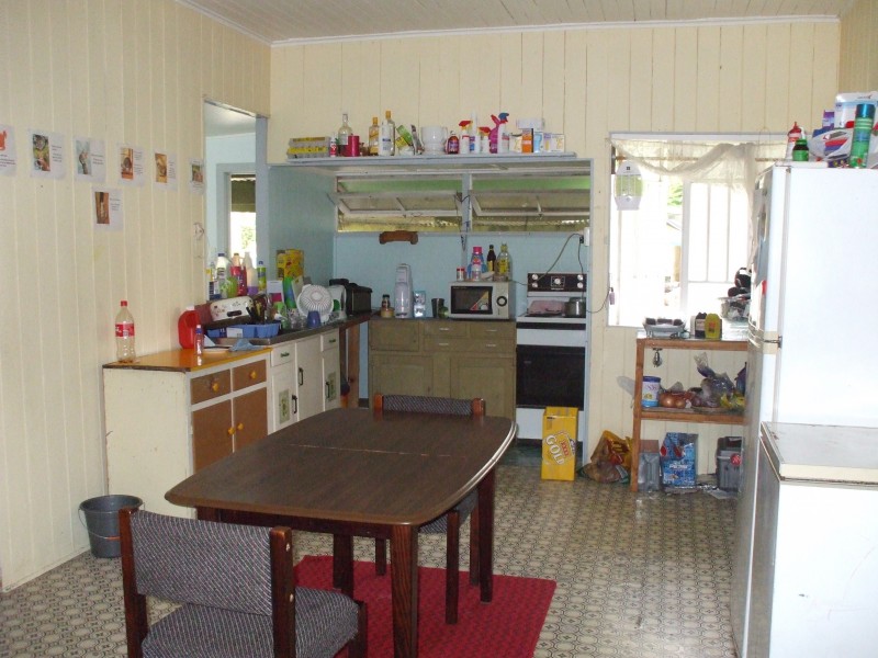 75 Watkins Street, Howard QLD 4659