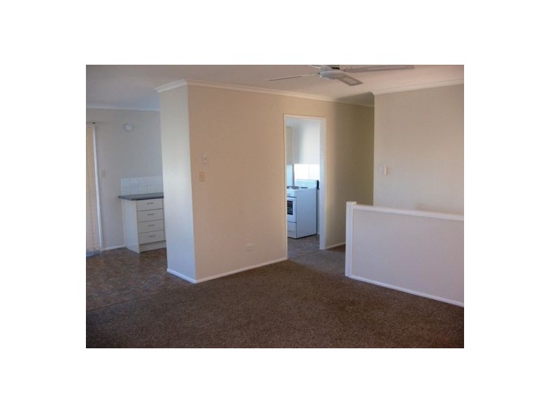 20 Saunders Street, Point Vernon QLD 4655