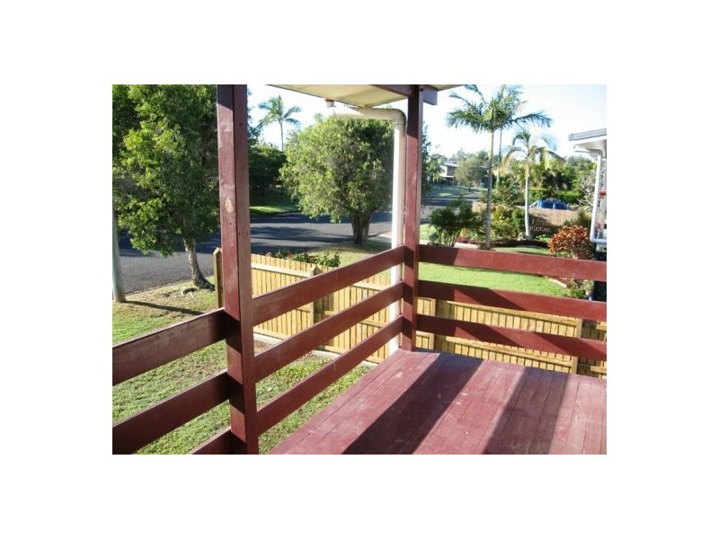 20 Saunders Street, Point Vernon QLD 4655