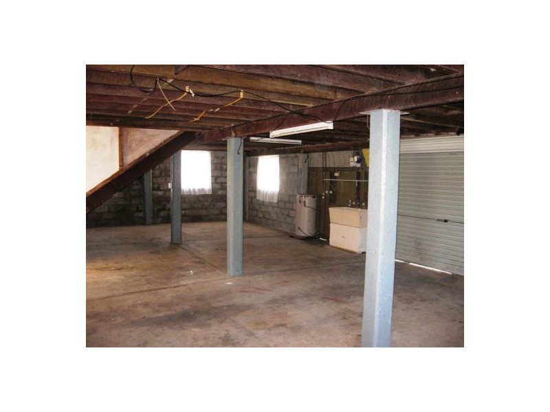 20 Saunders Street, Point Vernon QLD 4655