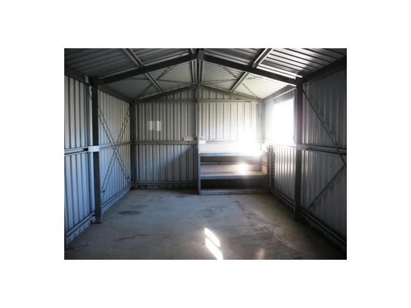 20 Saunders Street, Point Vernon QLD 4655