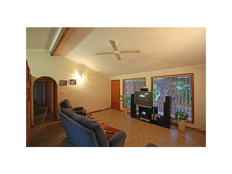 8 Bruce Street, Hervey Bay QLD 4655