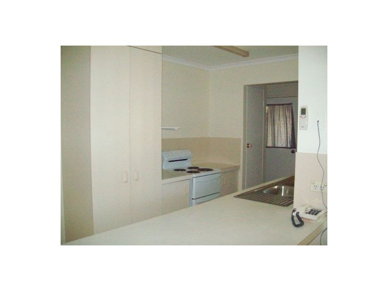 4 Whittaker Street, Urangan QLD 4655