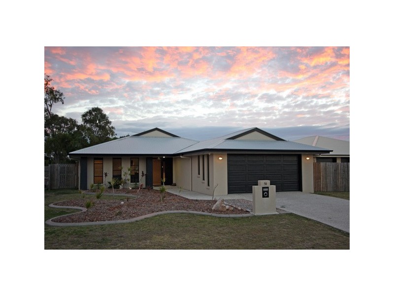 51 Yarrilee Circuit, Dundowran QLD 4655