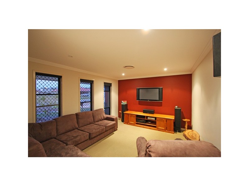 51 Yarrilee Circuit, Dundowran QLD 4655