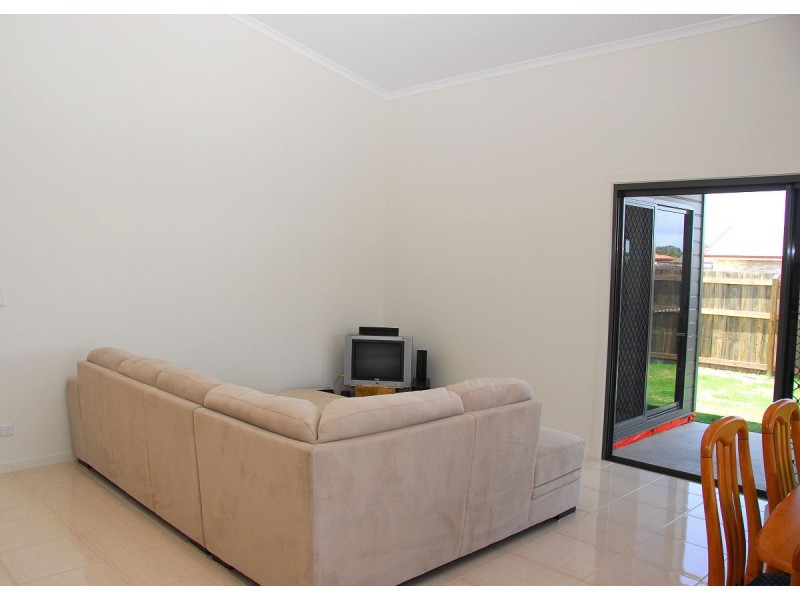 84 Wattle Street, Point Vernon QLD 4655