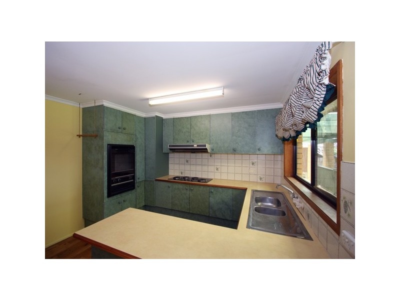 34 Bruce Street, Torquay QLD 4655