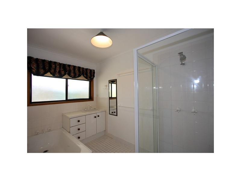 34 Bruce Street, Torquay QLD 4655