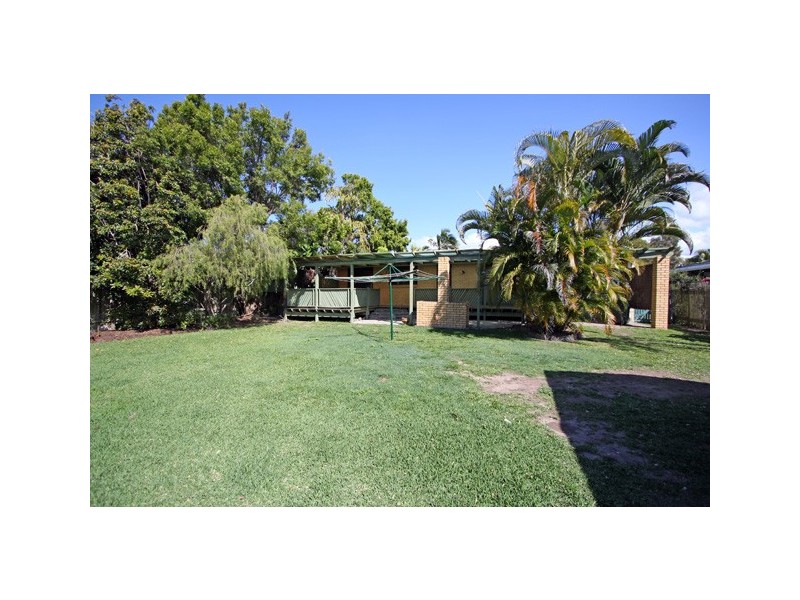 34 Bruce Street, Torquay QLD 4655