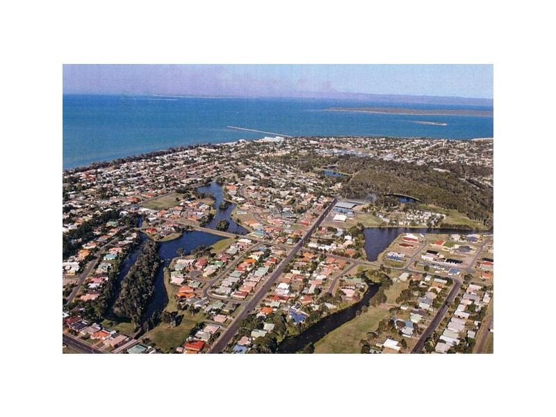 34 Bruce Street, Torquay QLD 4655