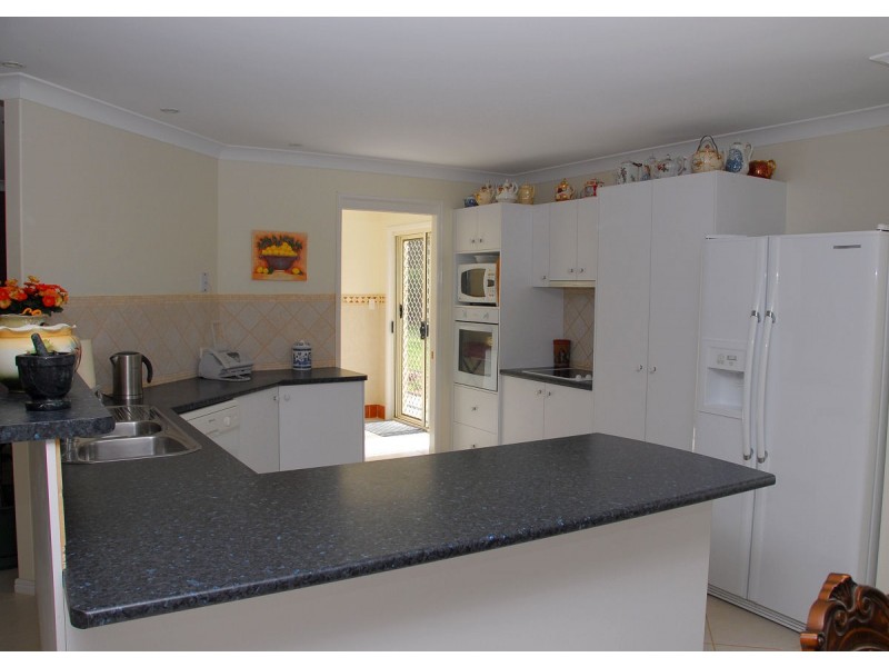 16 Ocean Park Drive, Dundowran Beach QLD 4655