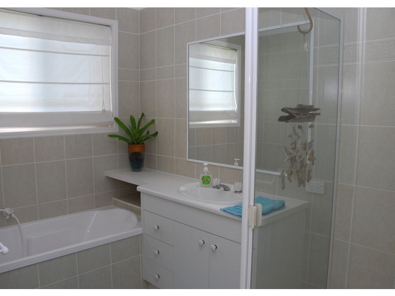 16 Ocean Park Drive, Dundowran Beach QLD 4655