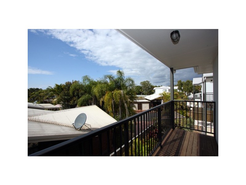 7/654 Esplanade ” Sea Shells”, Urangan QLD 4655