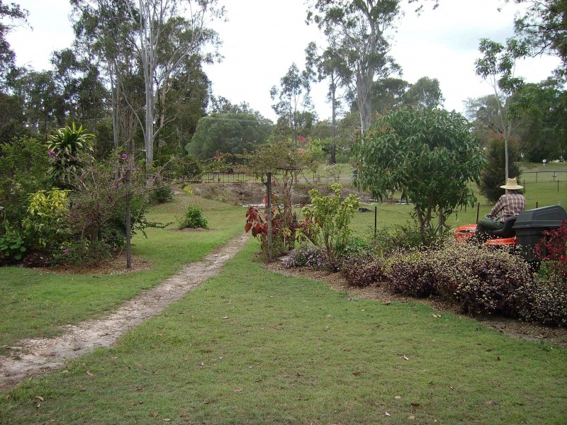 41 dreamtime av, Burrum Heads QLD 4659