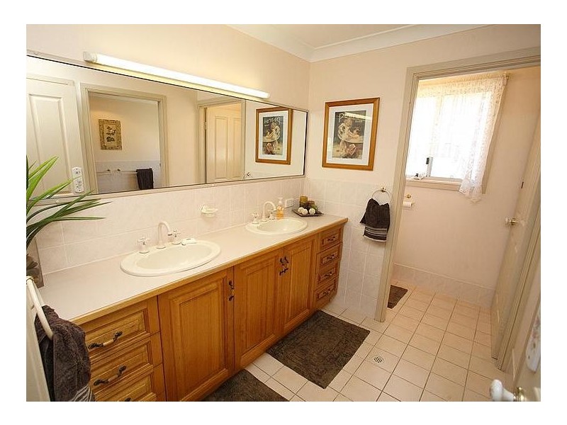 12 Maike Drive, Urraween QLD 4655