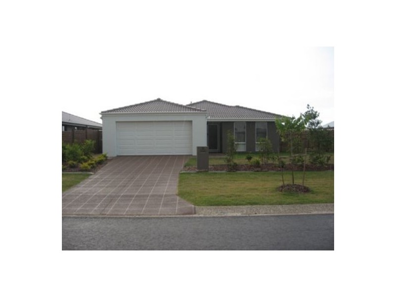 9 Fishburn Way, Eli Waters QLD 4655