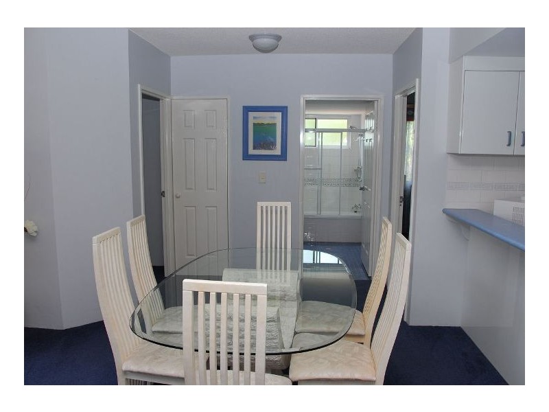 111/397 Esplanade, Torquay QLD 4655