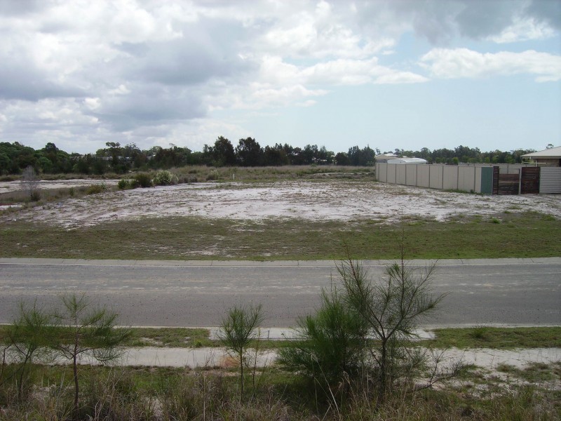 79 Beach Drive, Burrum Heads QLD 4659