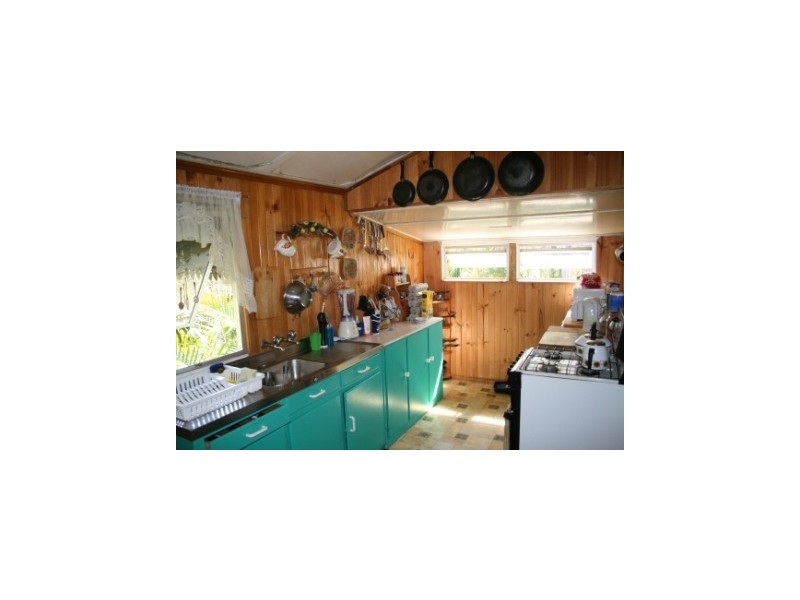 17 Tamboroora Street, Howard QLD 4659