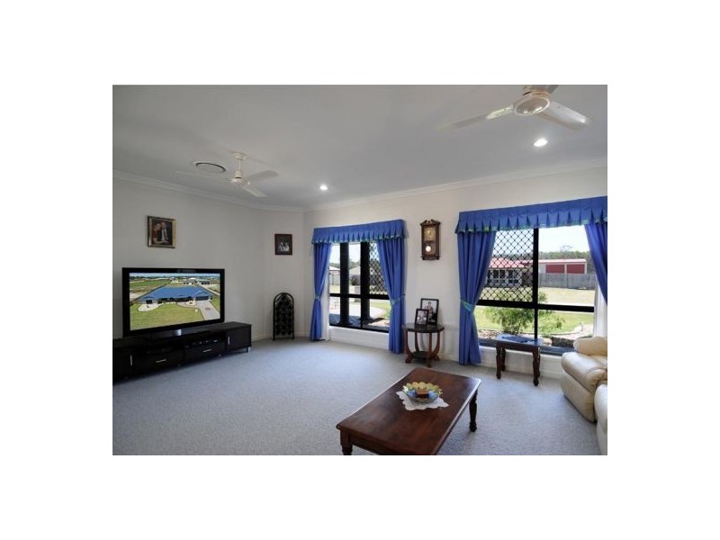 34 Rosewood Avenue, Wondunna QLD 4655