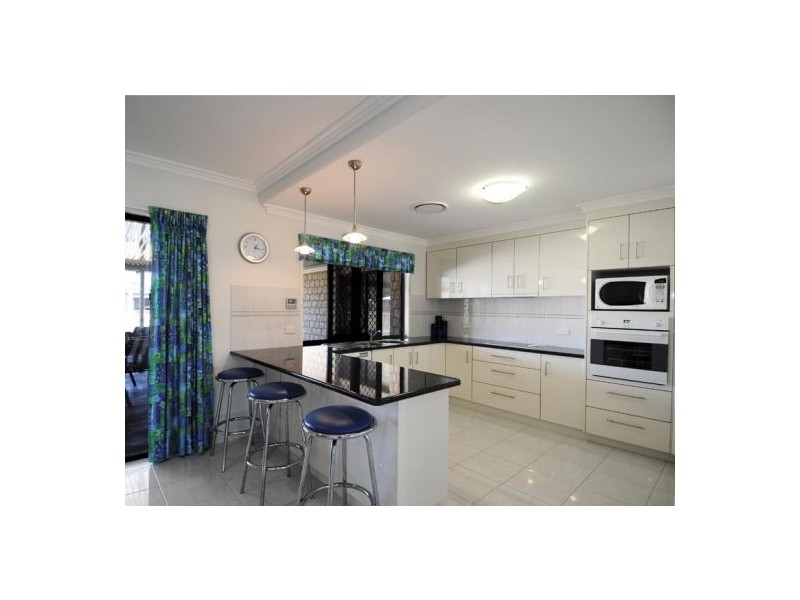 34 Rosewood Avenue, Wondunna QLD 4655