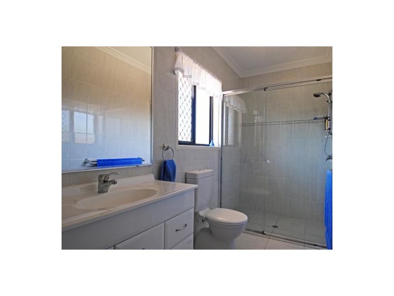 34 Rosewood Avenue, Wondunna QLD 4655