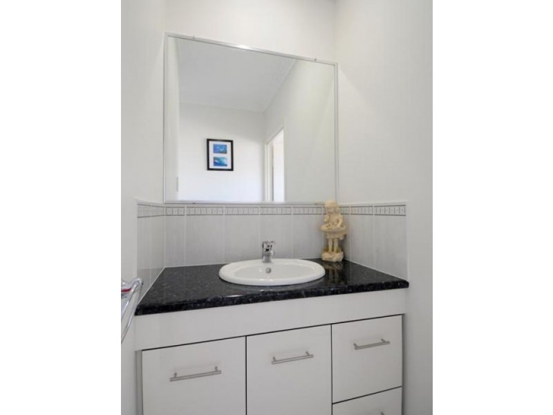 34 Rosewood Avenue, Wondunna QLD 4655