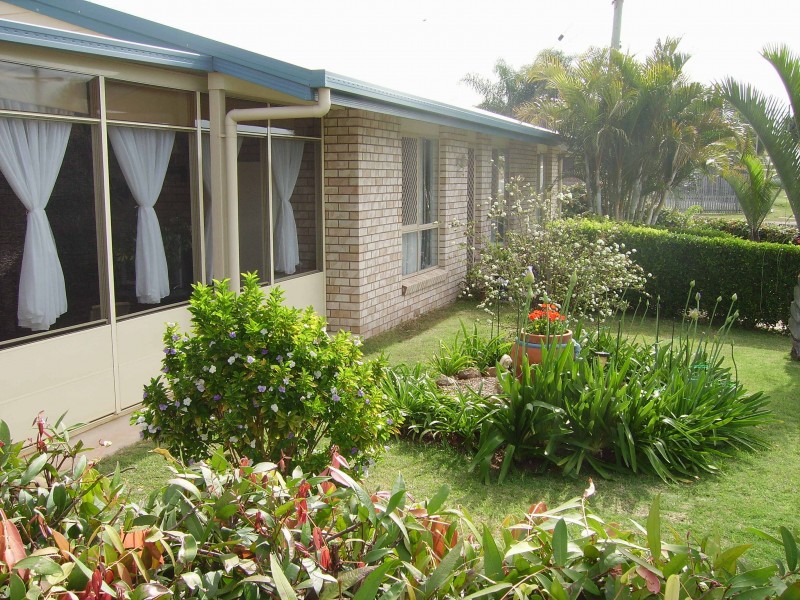 2 Crawford Drive, Dundowran QLD 4655