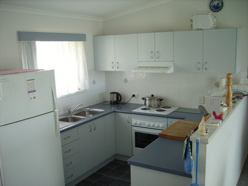 2 Crawford Drive, Dundowran QLD 4655